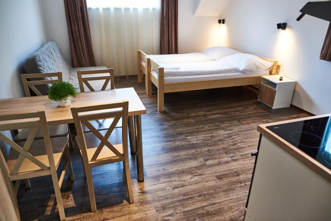 Stodola Na Bile Aparthotel บิลา ภายนอก รูปภาพ