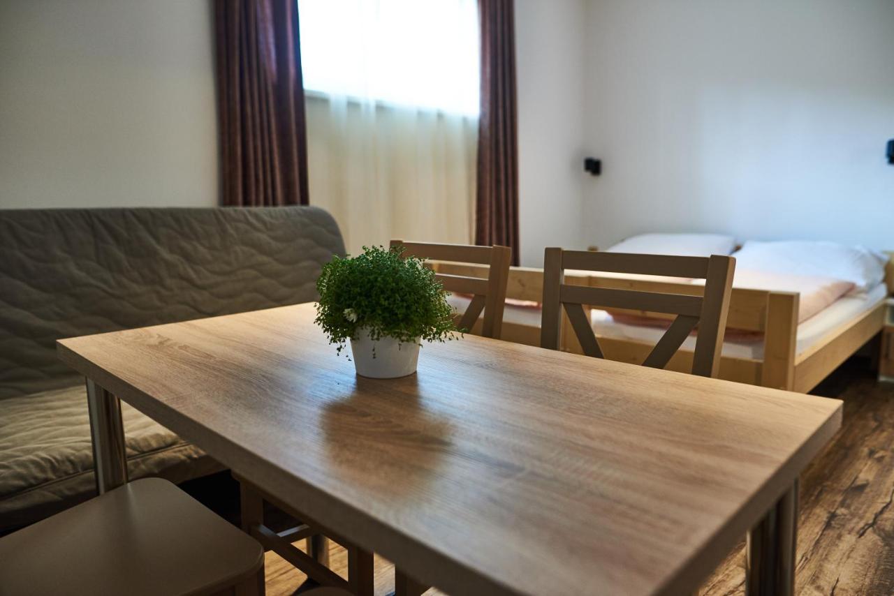 Stodola Na Bile Aparthotel บิลา ภายนอก รูปภาพ